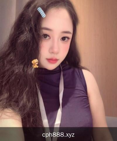 南京夫子庙大胸小姐姐