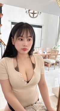邻家小姐姐