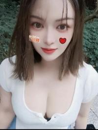 可爱妹妹水多呻吟一碰就湿容易喷