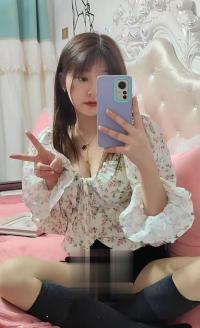 极品04嫩妹上下粉嫩